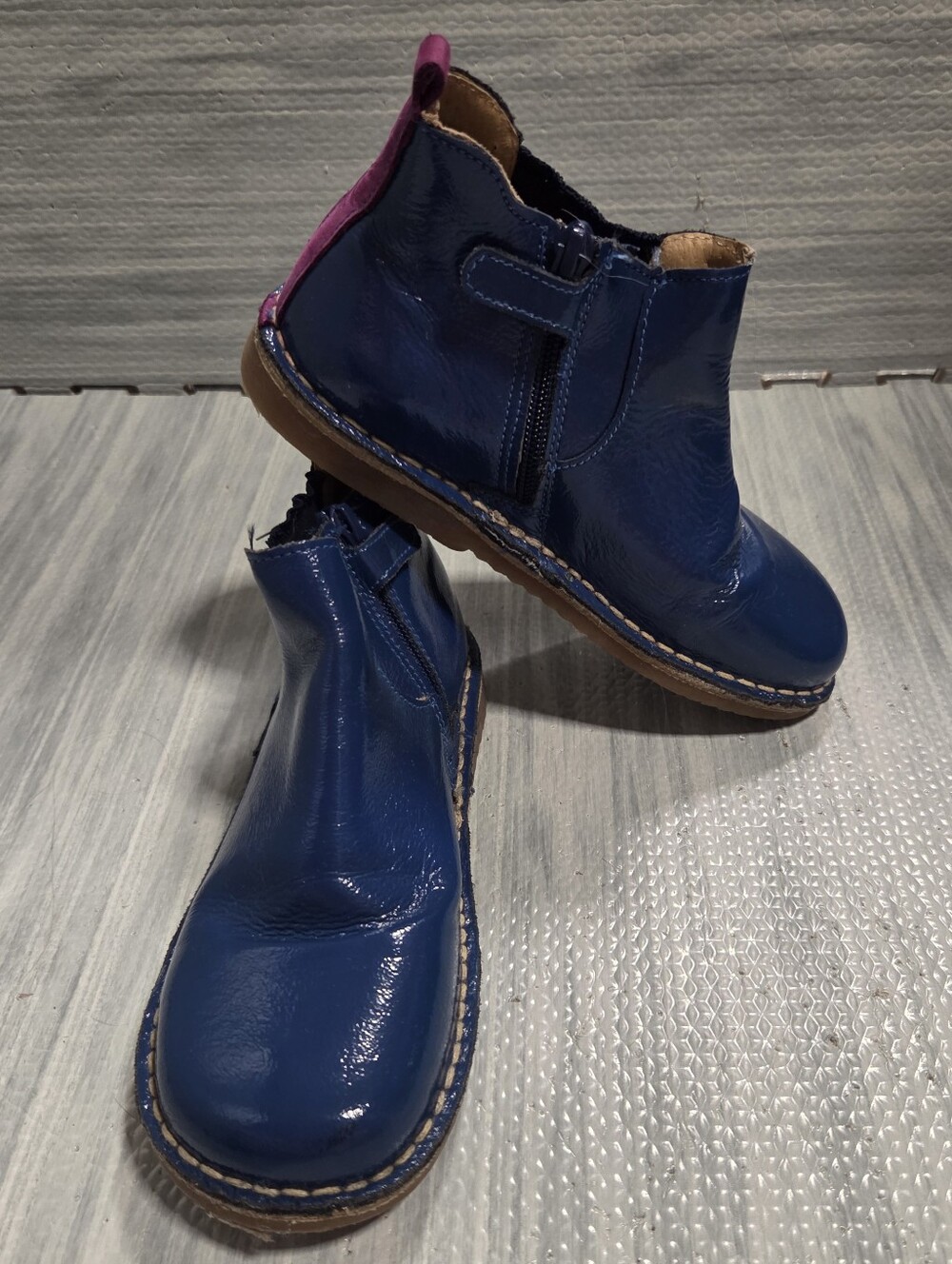 Mini Boden Girls Blue Patent Leather Boot Size 33